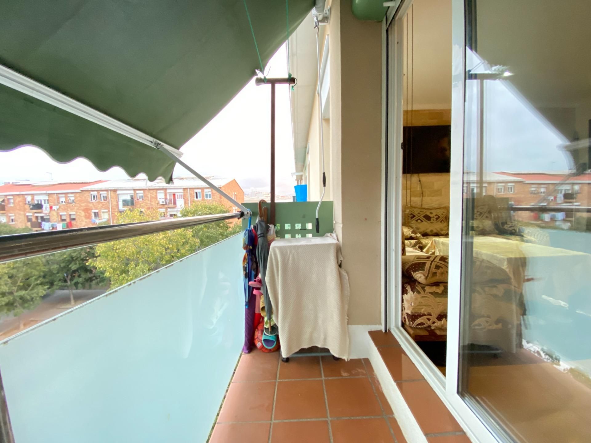 Balcony of Attic for sale in Terrassa  with Parquet flooring and Balcony