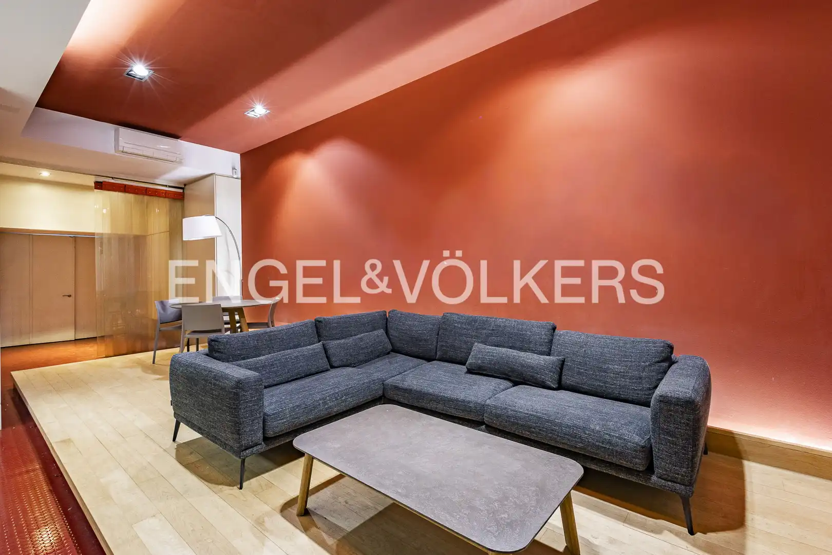Sala d'estar de Planta baixa de lloguer en Barcelona amb Aire condicionat, Calefacció i Parquet