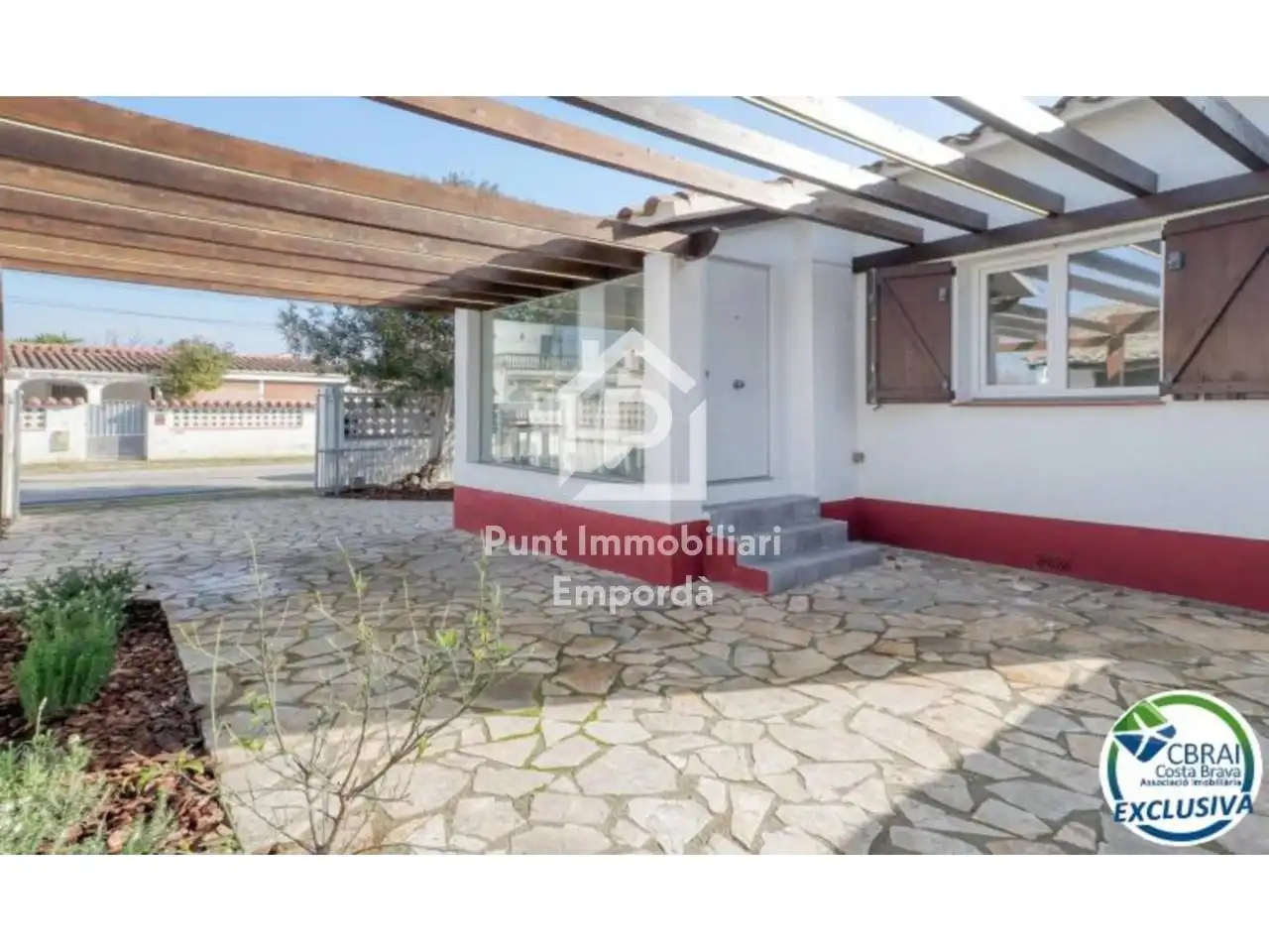 Vista exterior de Casa o xalet en venda en Roses amb Aire condicionat, Calefacció i Parquet