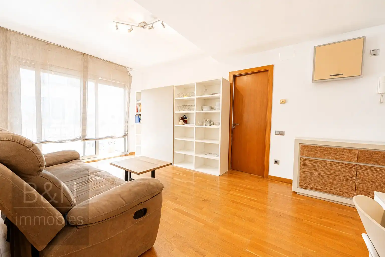 Sala de estar de Piso en venta en Terrassa con Aire acondicionado, Calefacción y Balcón