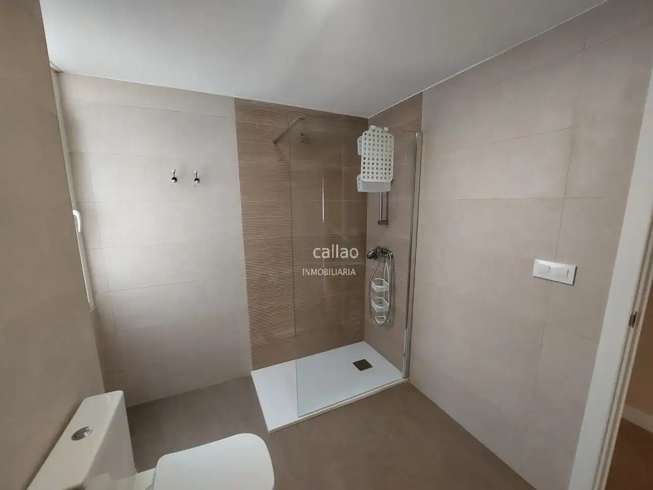 Bathroom of Flat for rent in Ferrol