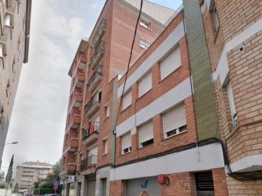 Pis amb ascensor en venda a El Poble Sec