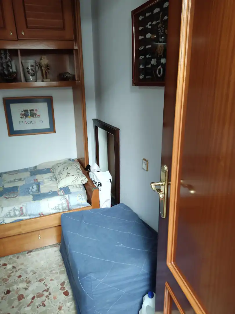 Schlafzimmer von Einfamilien-Reihenhaus zum Verkauf in Barbate mit Klimaanlage, Heizung und Terrasse