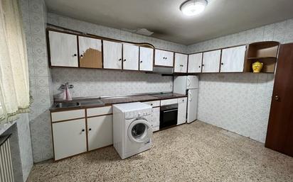 Kitchen of Flat for sale in Ponferrada  with Heating and Terrace