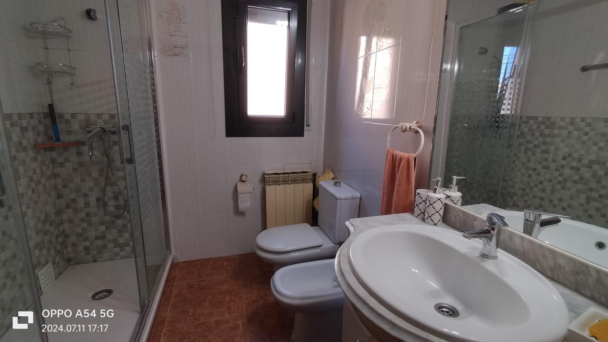 Bathroom of Flat for sale in La Torre de Claramunt  with Air Conditioner, Heating and Storage room