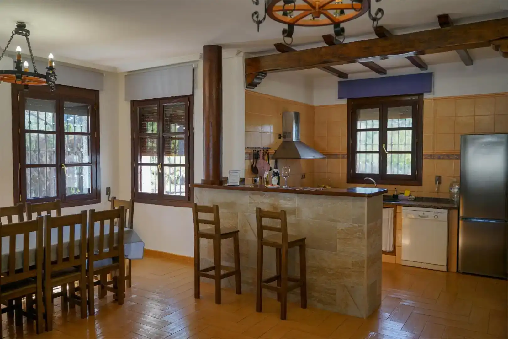 Cocina de Casa o chalet de alquiler en Almedinilla con Aire acondicionado, Jardín privado y Piscina