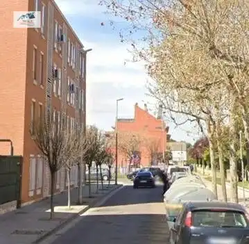 Vista exterior de Pis en venda en Utebo amb Jardí privat, Terrassa i Balcó