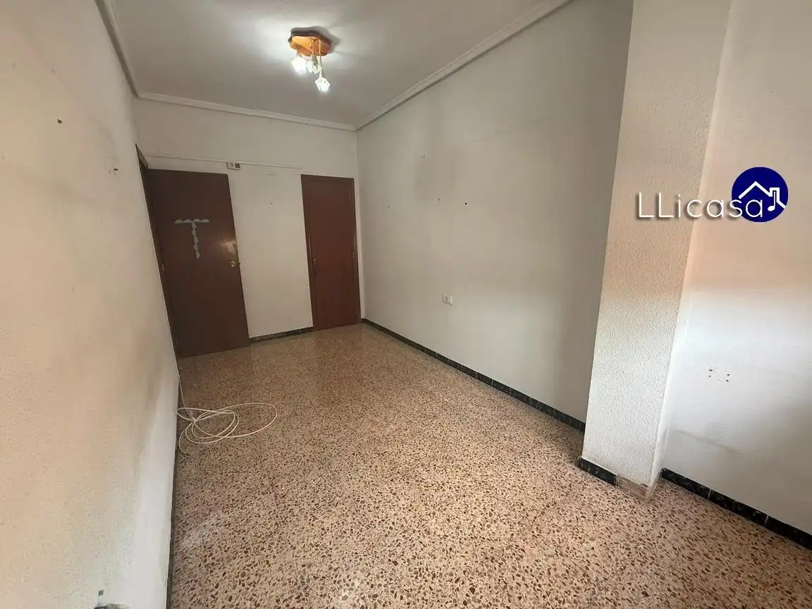 Wohnung zum Verkauf in Benaguasil mit Klimaanlage, Terrasse und Möbliert