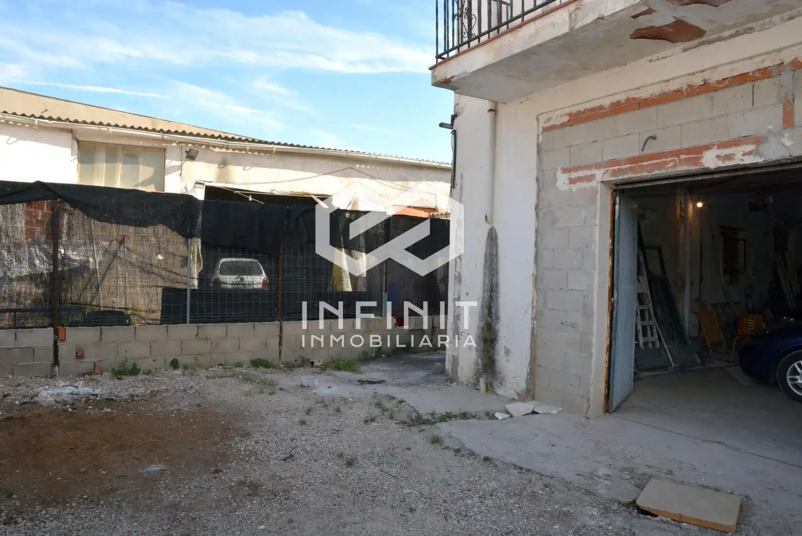 Vista exterior de Casa o xalet en venda en Mazuecos amb Terrassa i Traster