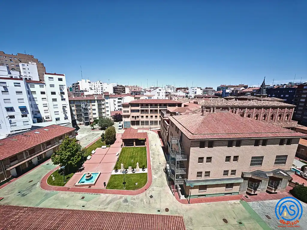 Flat for rent in Calle de Miraflores, 12, La Granja