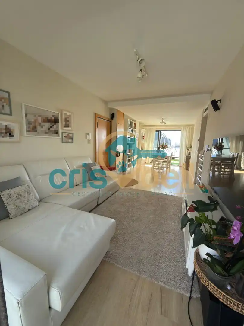 Sala de estar de Ático en venta en Godella con Terraza y Piscina comunitaria