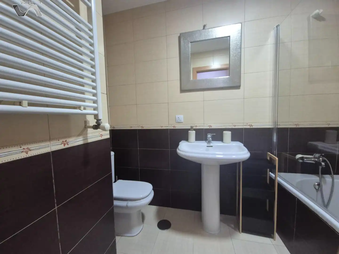 Bany de Apartament de lloguer en Puertollano amb Aire condicionat, Calefacció i Terrassa