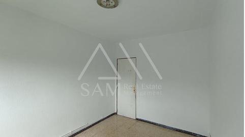 Foto 2 de Planta baixa en venda a Ciutat Meridiana,  Barcelona Capital