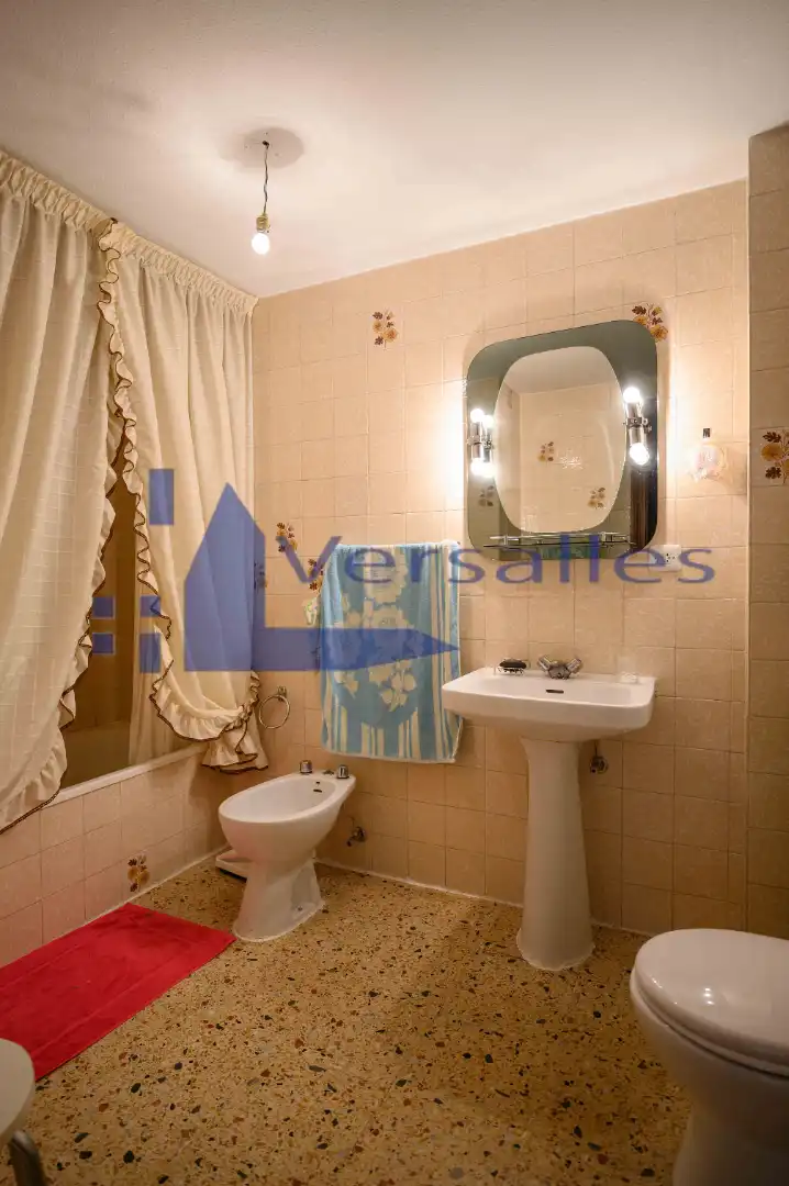 Baño de Piso en venta en Santa Marta de Tormes con Calefacción, Amueblado y Microondas