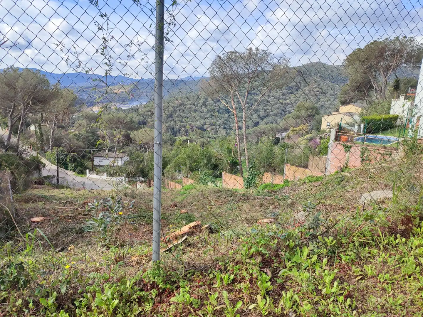 Terreny residencial en venda a mil pins 55