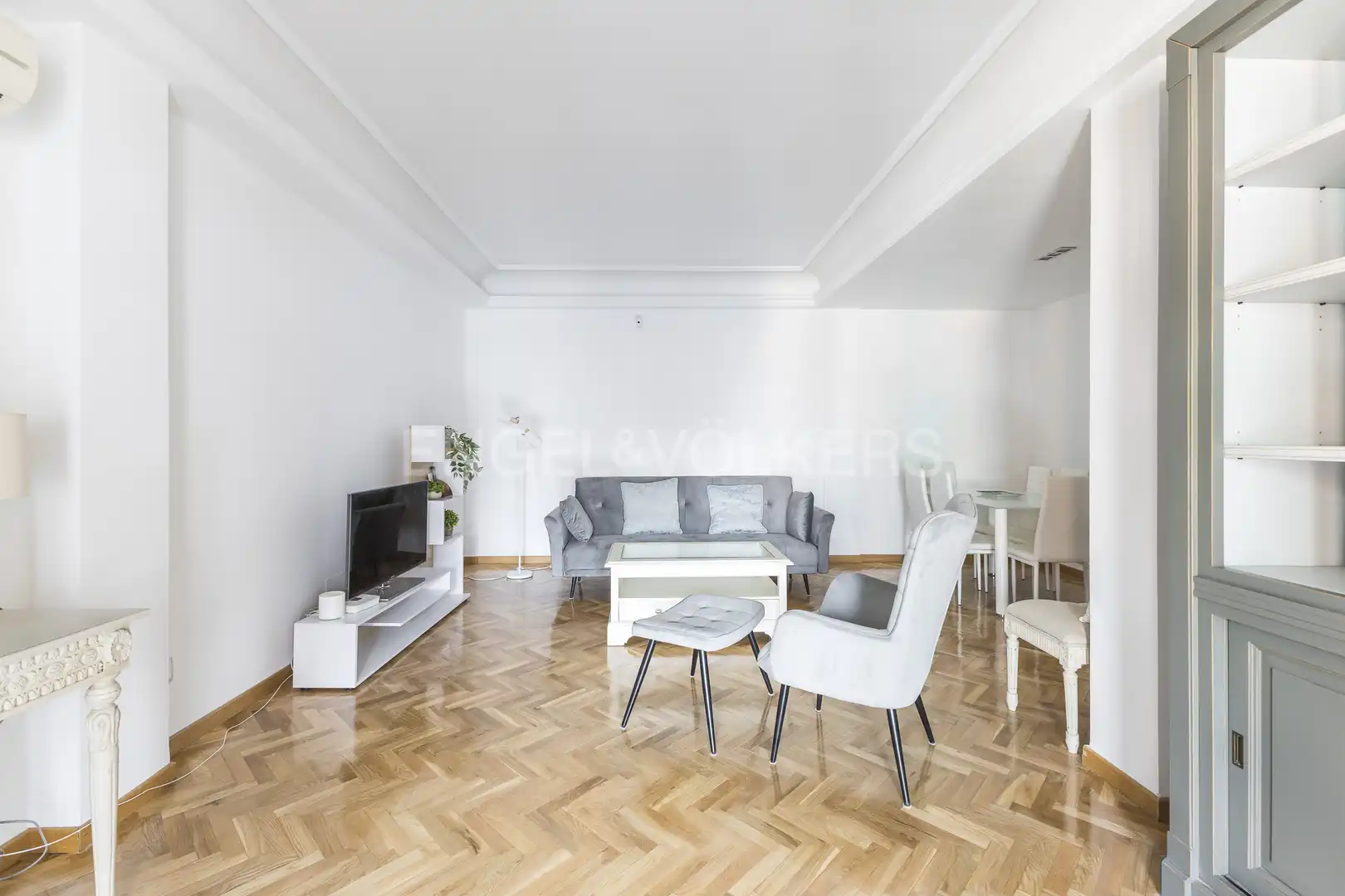 Sala d'estar de Pis de lloguer en Madrid amb Calefacció, Parquet i Terrassa