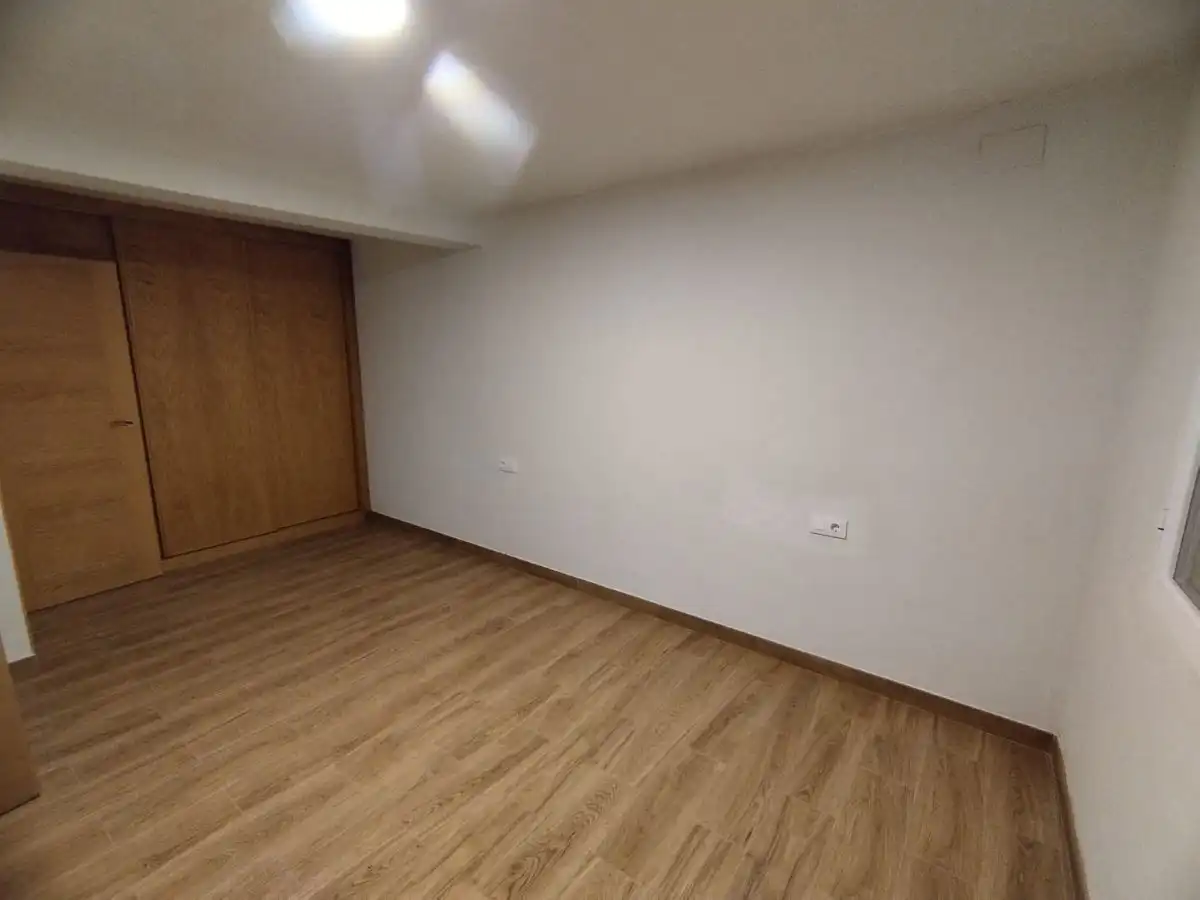 Houses for sale in Plasencia  with Air Conditioner
