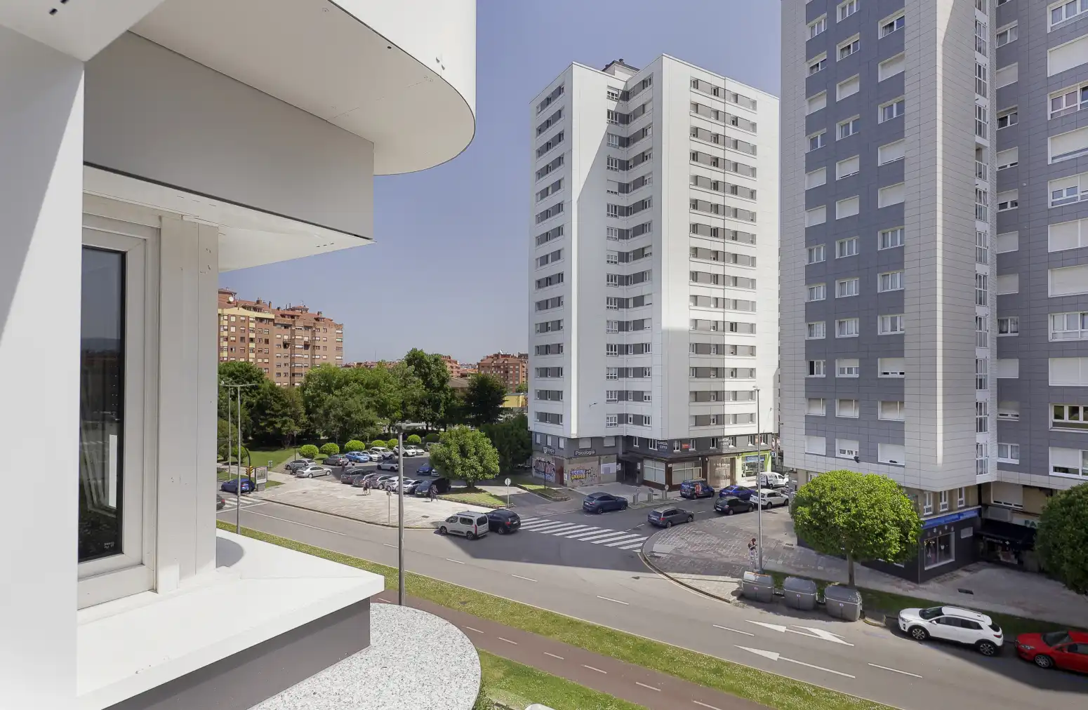 Vista exterior de Piso en venta en Gijón  con Calefacción