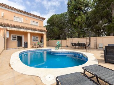 Casa amb piscina en venda a Formentera de 21