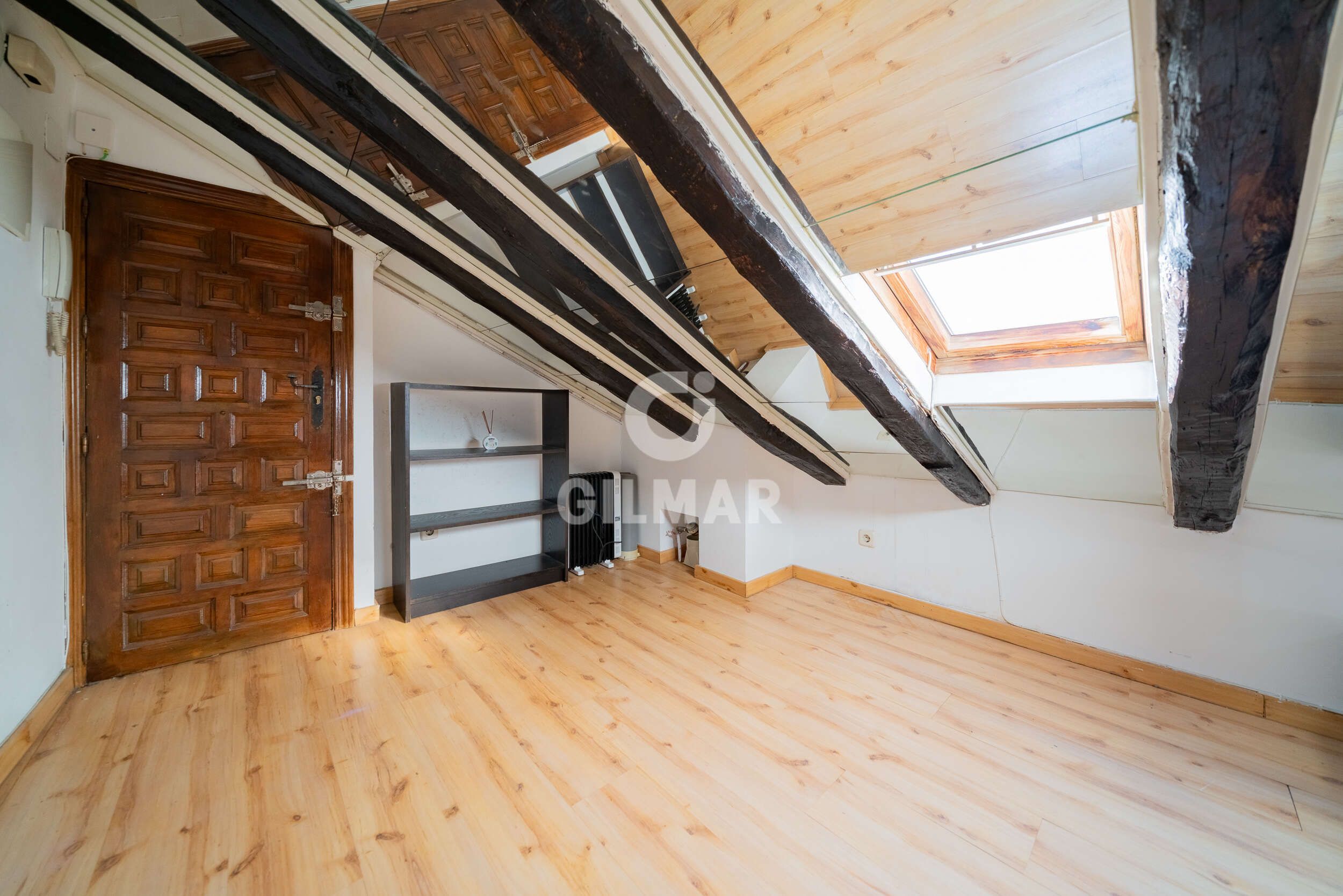 Dormitori de Pis en venda en  Madrid Capital amb Calefacció