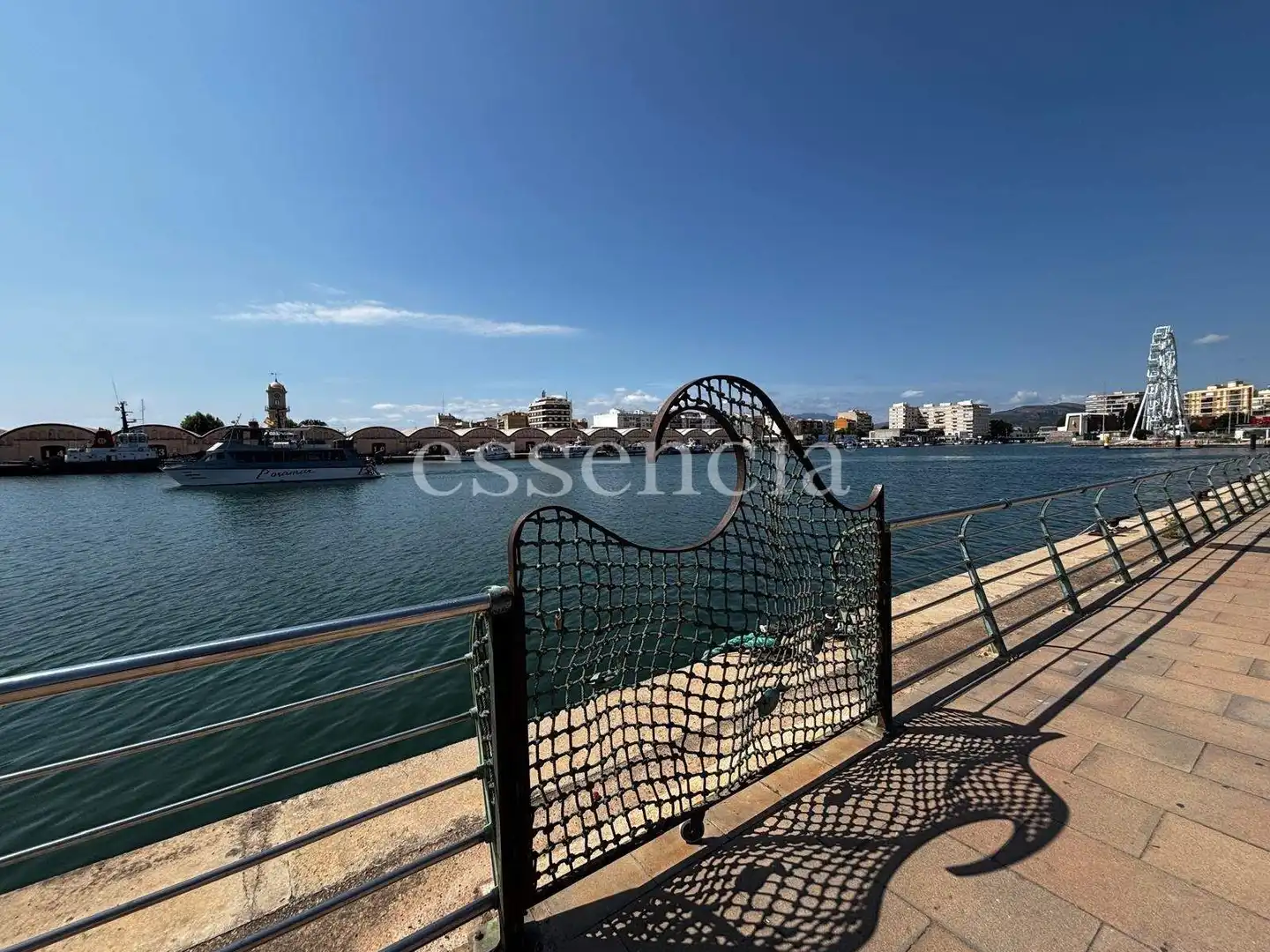 Vista exterior de Apartamento en venta en Gandia con Aire acondicionado, Terraza y Balcón