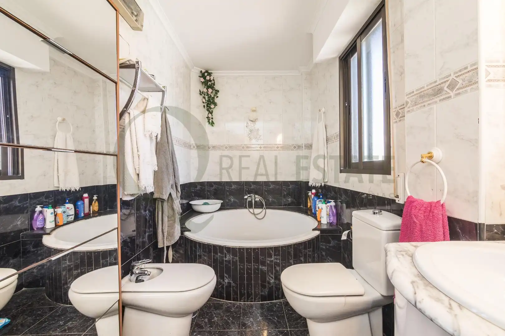 Bathroom of Houses for sale in San Vicente del Raspeig / Sant Vicent del Raspeig  with Heating, Private garden and Terrace