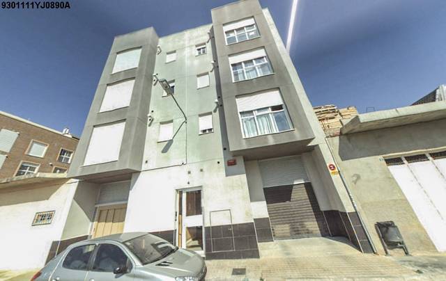 Garaje en Venta en CERAMICAS en Riba-roja de Túria