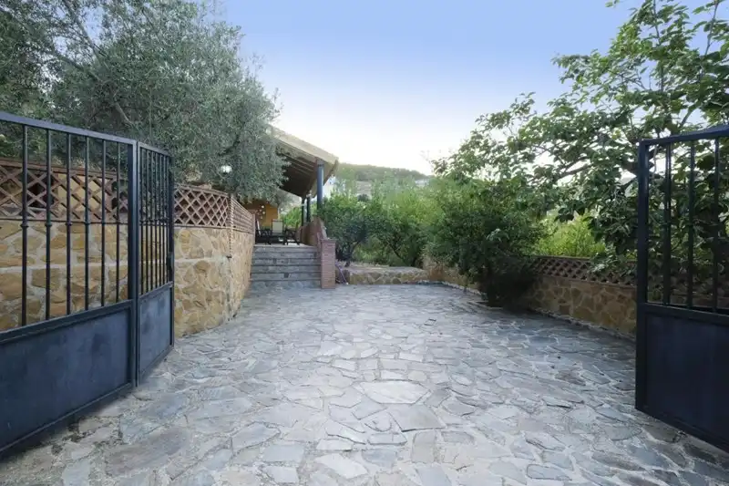 Casa rústica amb jardí en venda a Villamena, imagen 37