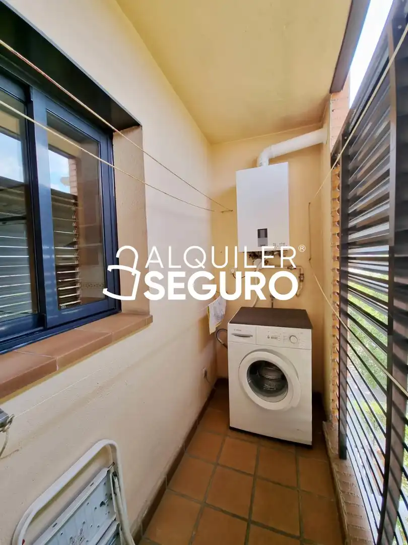 Piso con piscina en alquiler en Talgo, imagen 18