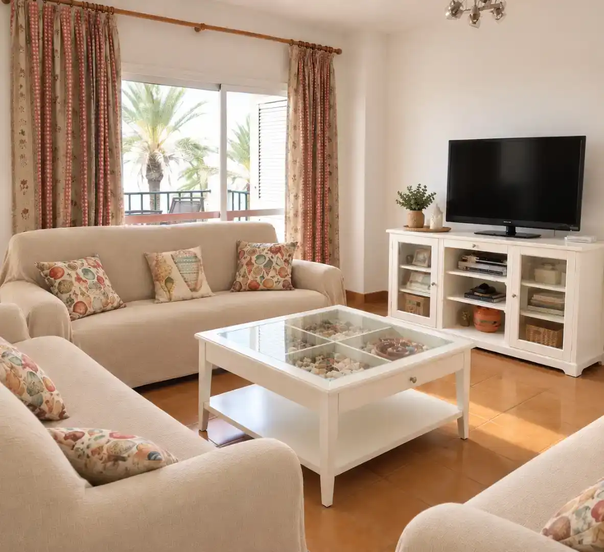 Sala de estar de Piso en venta en Rota con Piscina, Amueblado y Horno