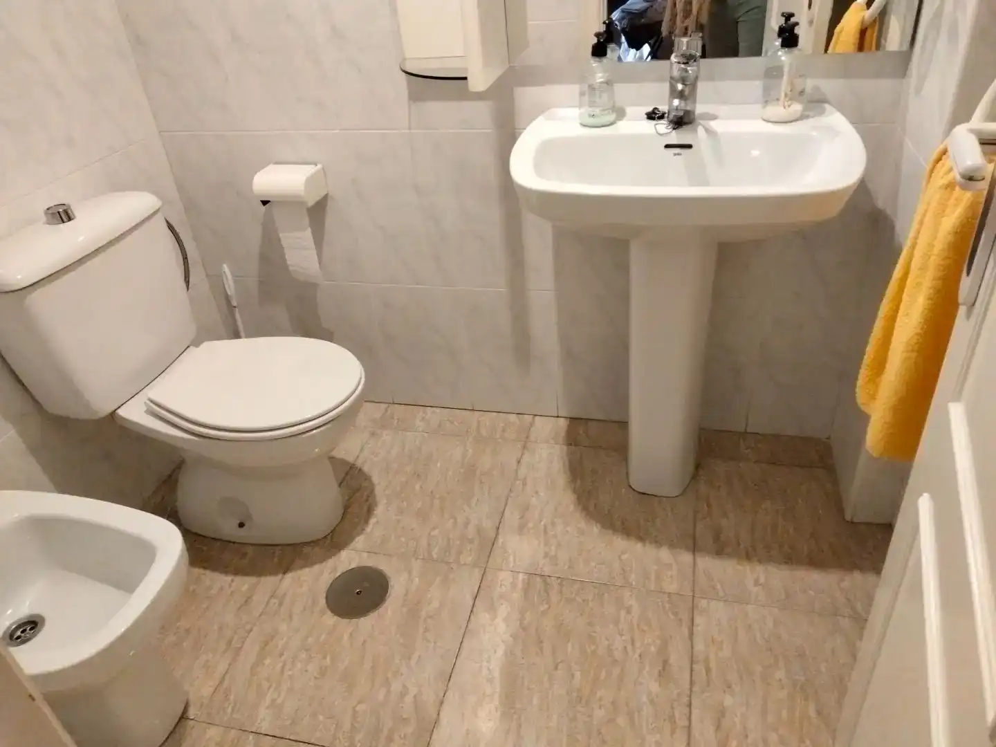 Bathroom of Flat for rent in  Murcia Capital  with Air Conditioner and Balcony