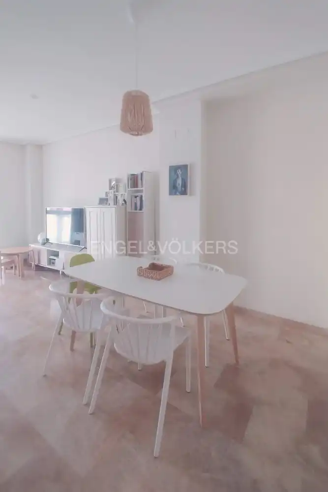Comedor de Piso en venta en Valencia con Aire acondicionado, Calefacción y Amueblado