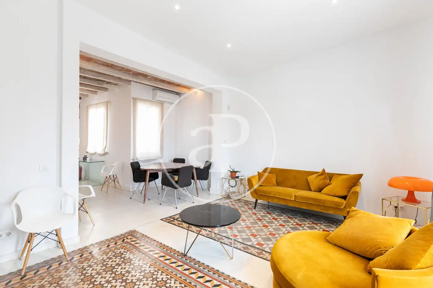 Sala d'estar de Pis de lloguer en Barcelona amb Aire condicionat, Calefacció i Moblat