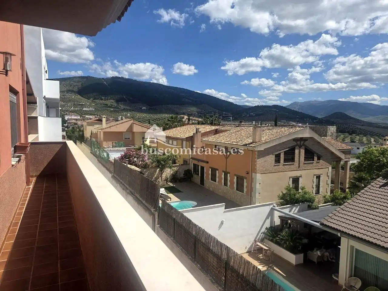 Vista exterior de Casa o xalet en venda en La Guardia de Jaén amb Aire condicionat, Calefacció i Terrassa