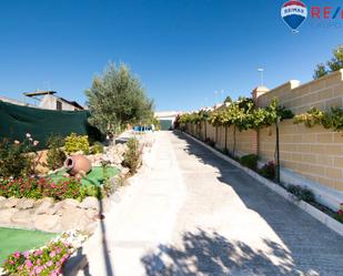 Vista exterior de Casa o xalet en venda en Otero amb Terrassa