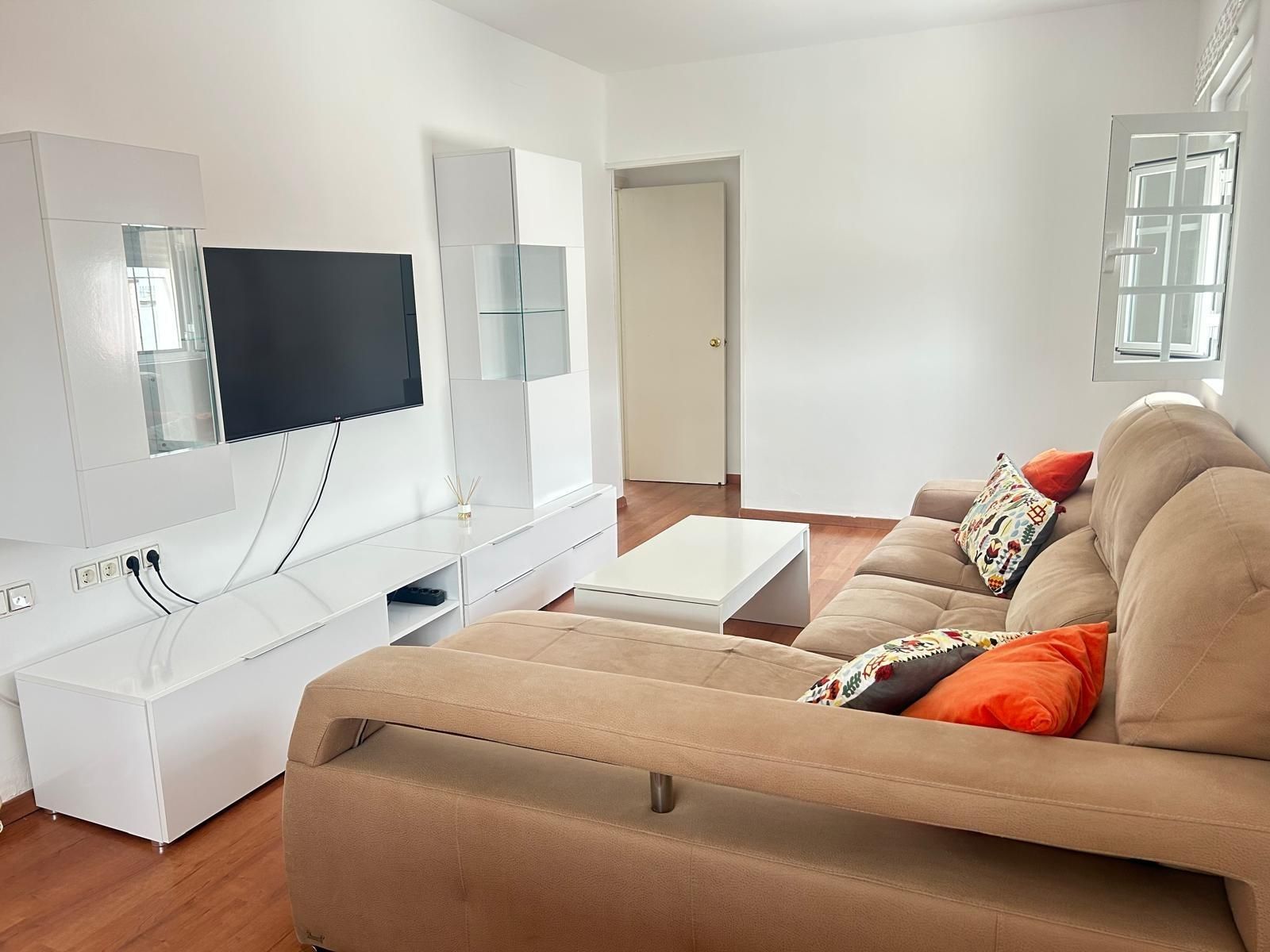 Sala de estar de Piso en venta en  Cádiz Capital con Aire acondicionado