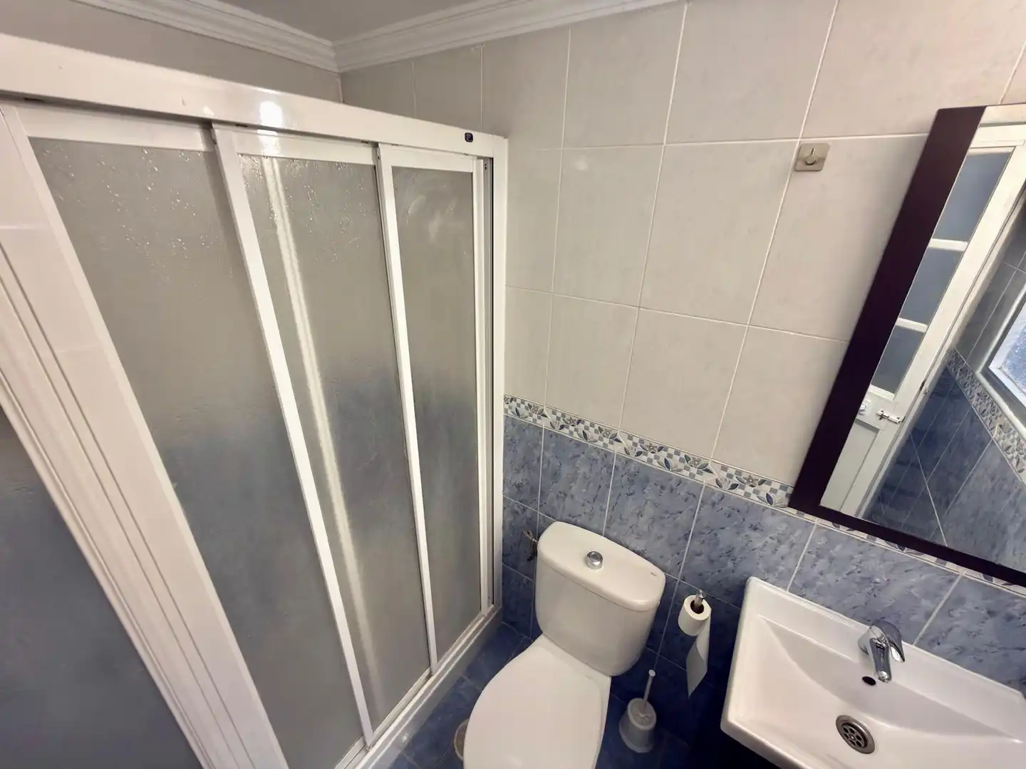 Bany de Edifici en venda en Vélez-Málaga amb Alarma