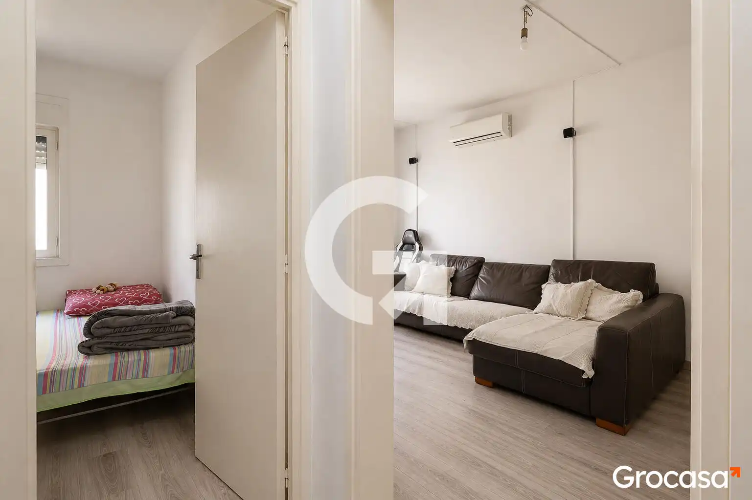 Bedroom of Flat for sale in Gavà  with Air Conditioner, Oven and Balcony