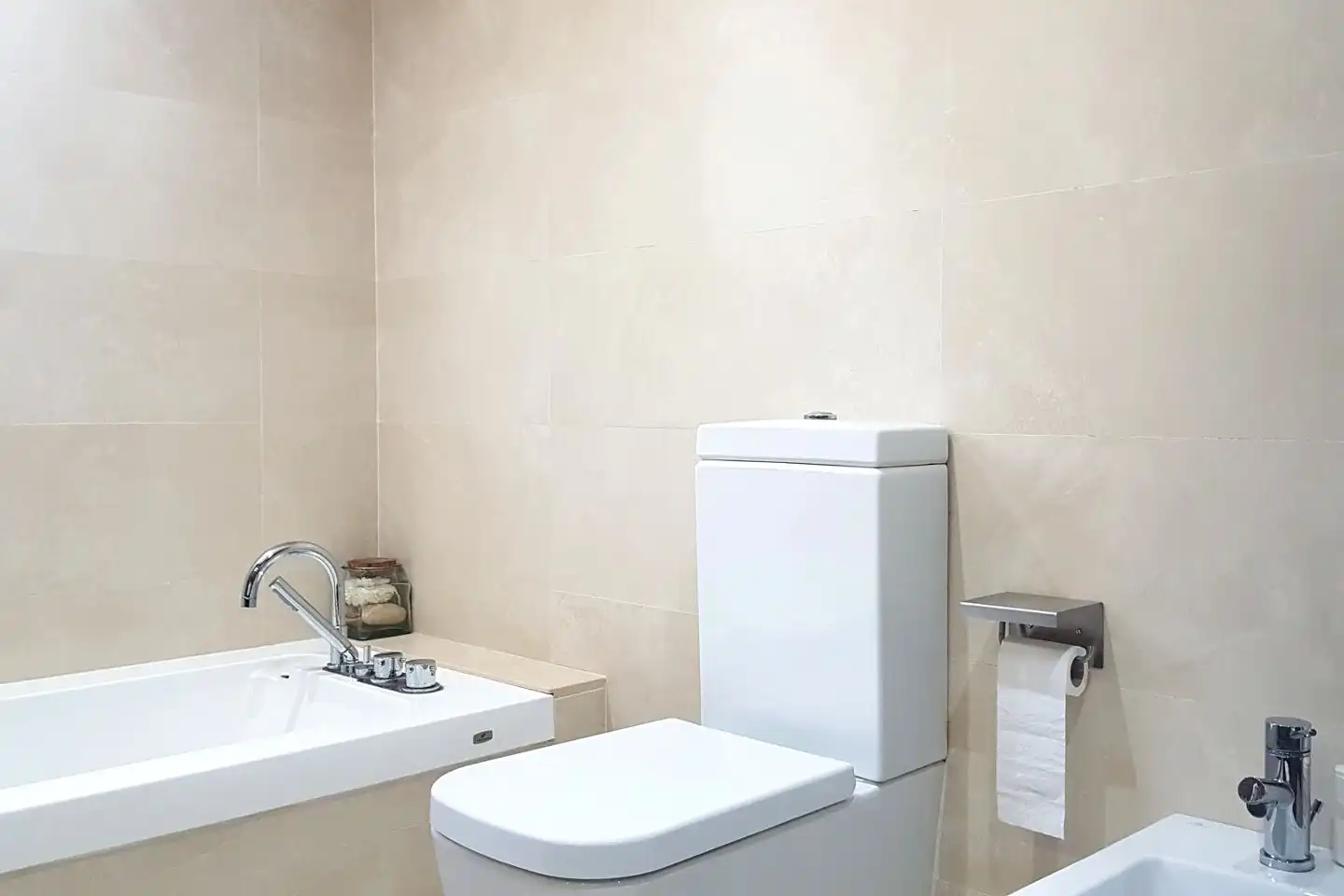 Bany de Casa o xalet en venda en L'Ametlla de Mar  amb Aire condicionat, Jardí privat i Terrassa