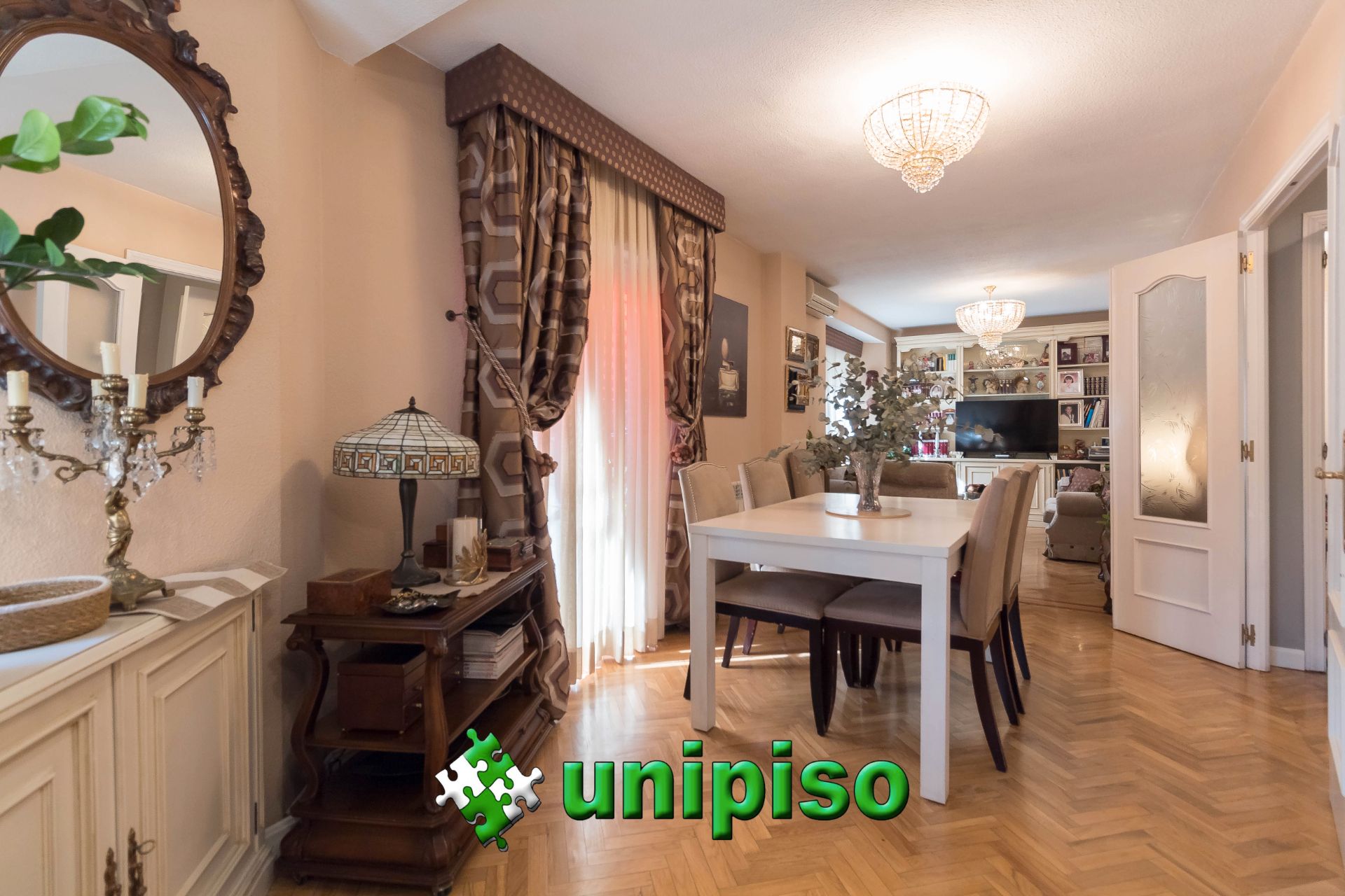 Dining room of Flat for sale in Leganés  with Air Conditioner, Heating and Parquet flooring