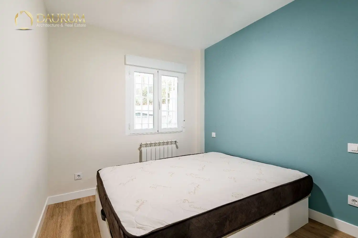 Bedroom of Flat for sale in Madrid  with Air Conditioner and Heating