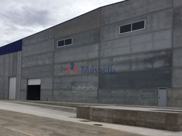Nave industrielle à louer à Celrà