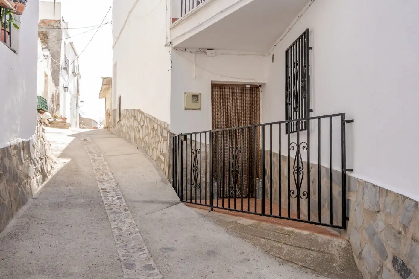 Vista exterior de Casa o chalet en venta en Sorvilán con Terraza y Amueblado
