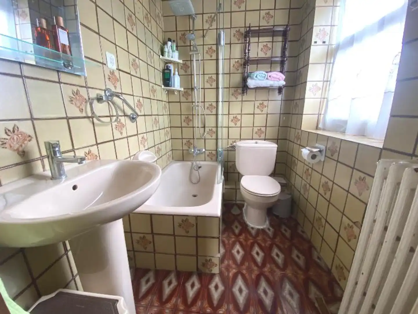 Baño de Casa o chalet en venta en Torrelavega  con Calefacción, Trastero y Balcón