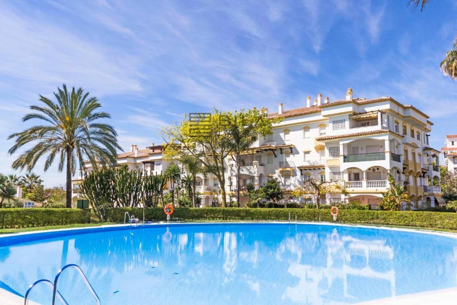 Exterior view of Flat for sale in Marbella  with Air Conditioner, Terrace and Storage room