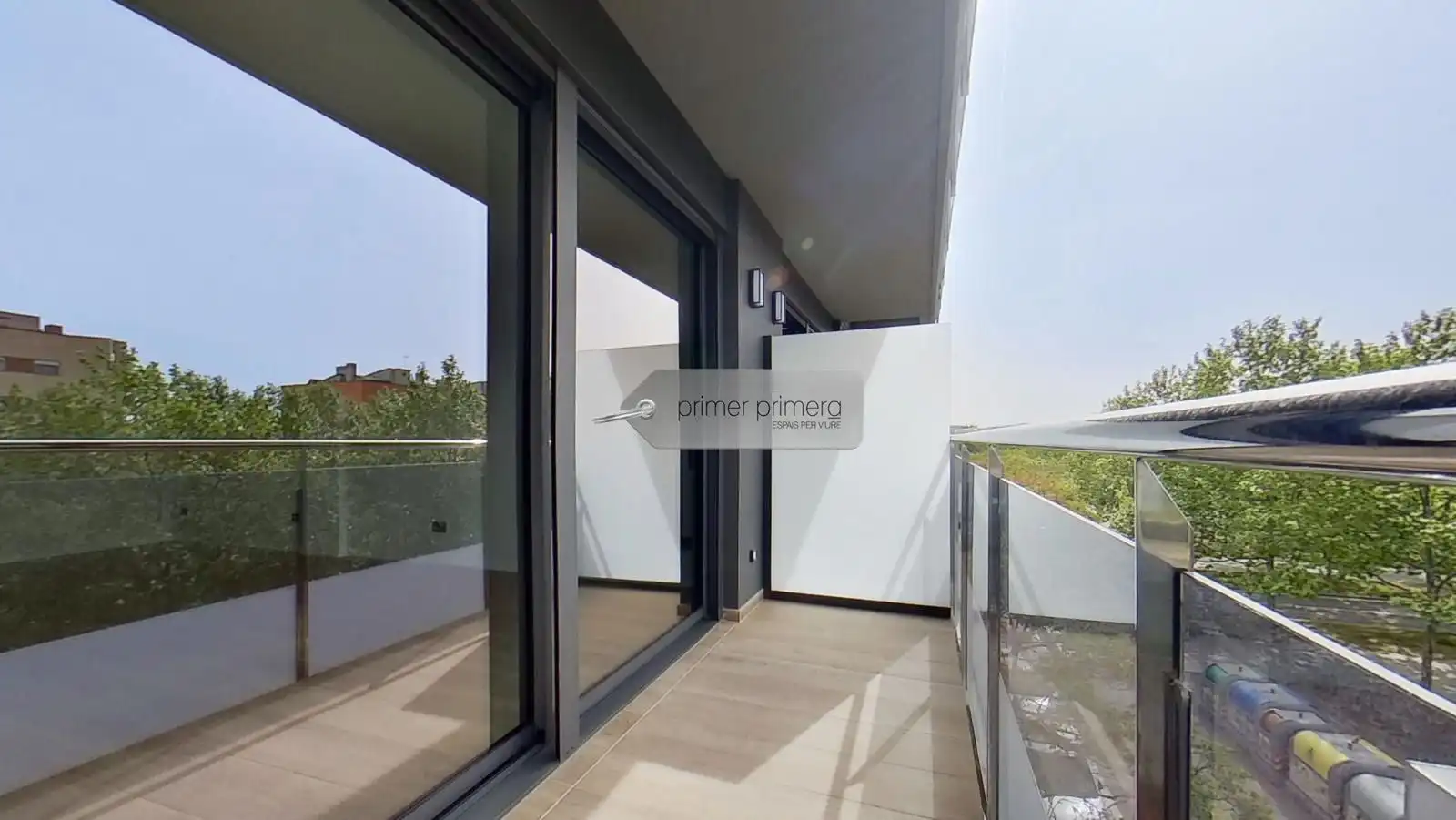 Piso en venta en Europa, La Girada