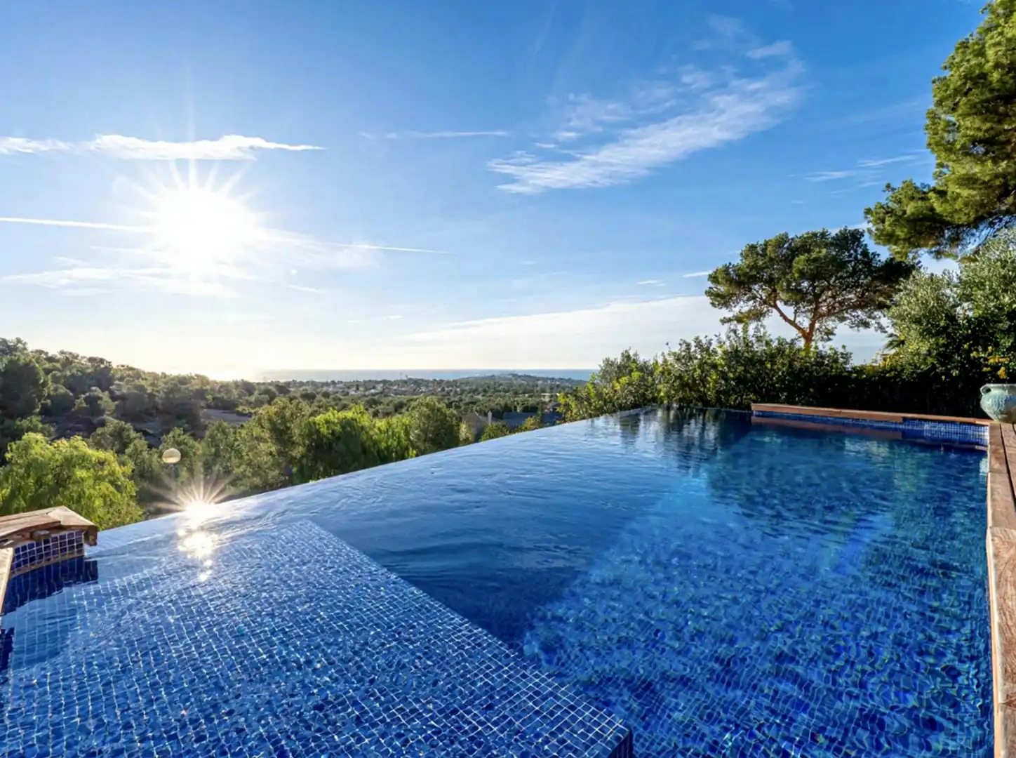 Piscina de Casa o chalet en venta en Roda de Berà con Aire acondicionado, Calefacción y Jardín privado