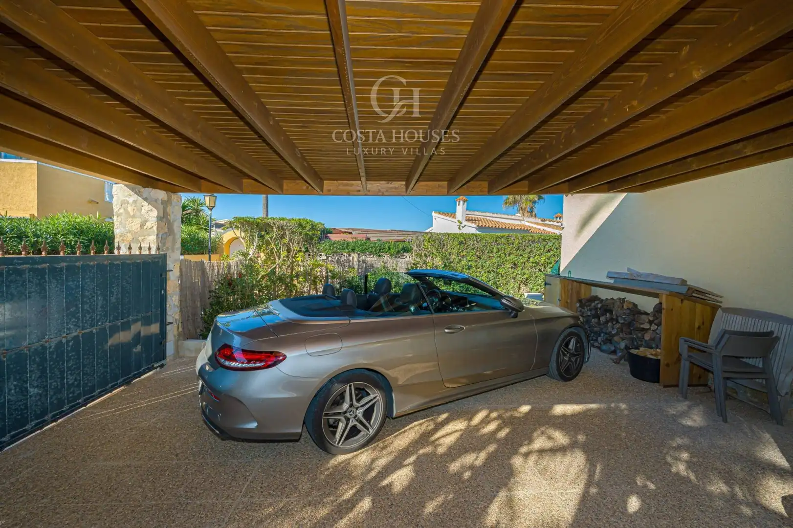 Vista exterior de Casa o xalet en venda en Els Poblets amb Aire condicionat, Calefacció i Jardí privat