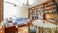 Living room of Flat for sale in  Madrid Capital  with Air Conditioner, Heating and Parquet flooring