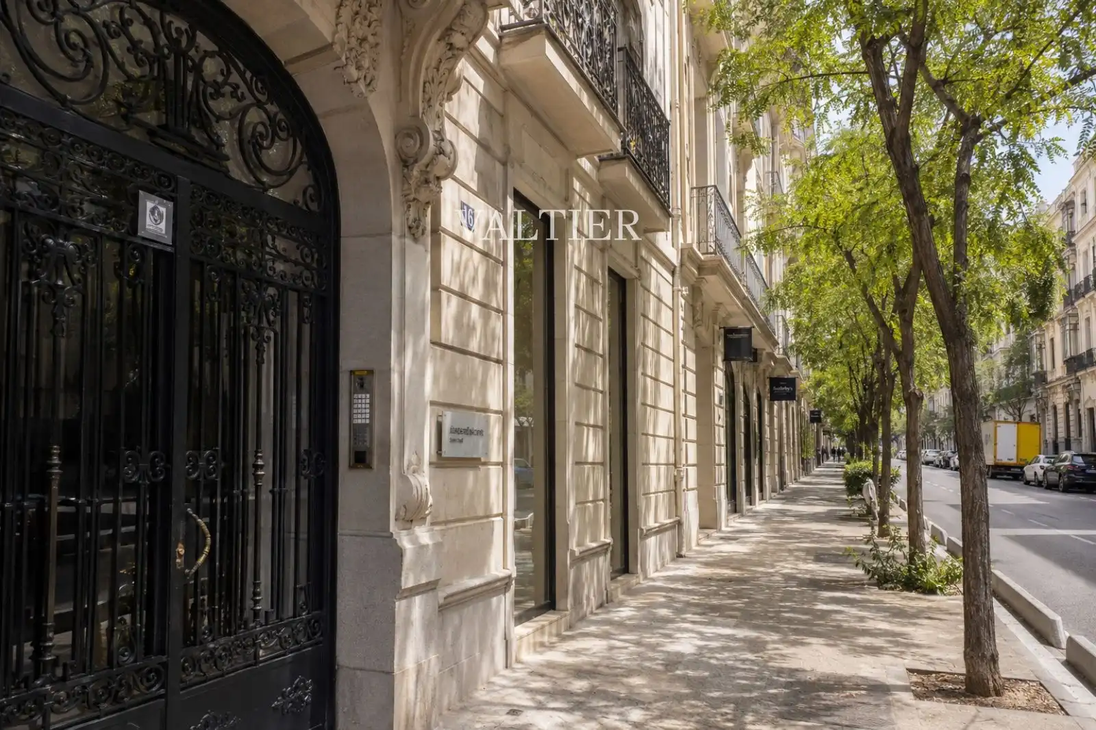 Exterior view of Flat for sale in Madrid  with Air Conditioner, Heating and Terrace